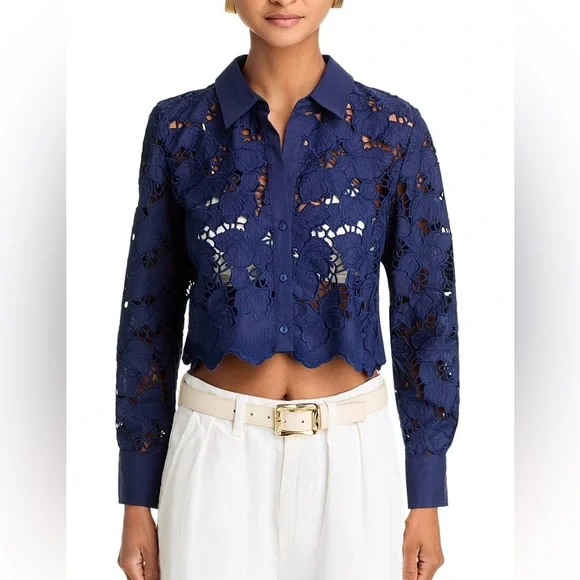 L’agence Seychelle lace top in navy. New with tags. Size s/p. 💙 - Picture 1 of 8